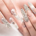 Uñas Acrilicas 2022 Pequeñas: The Trendy Nail Style for the New Year