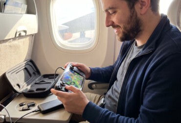 How to Choose a Handheld Gaming Device for Travel